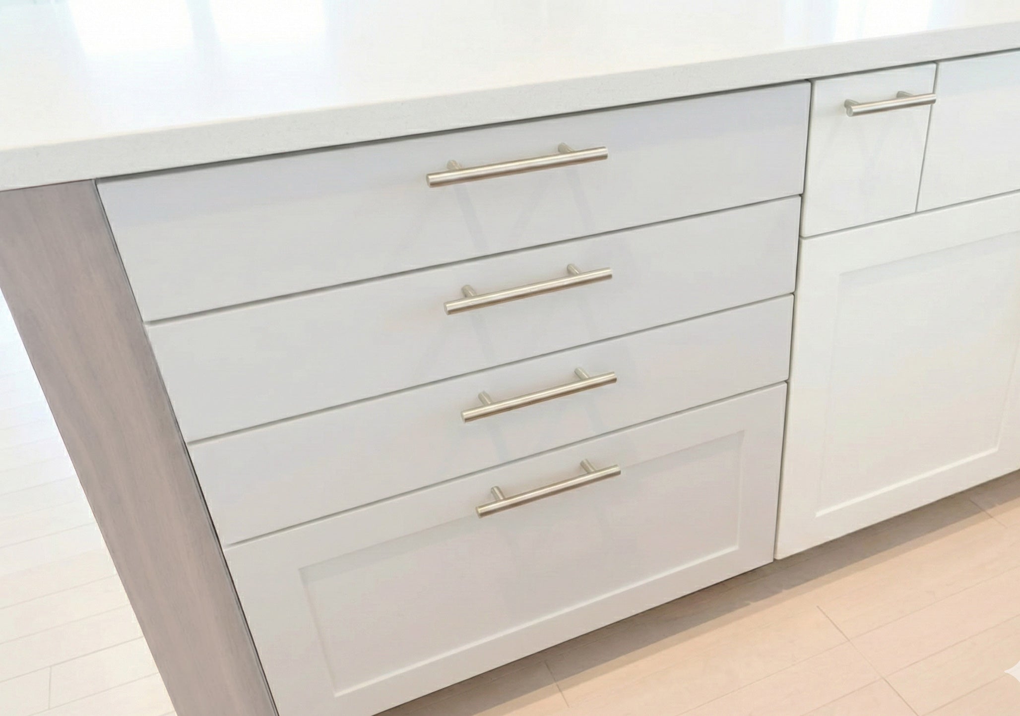 Cupboard with raised doors (Wise original frame design doors) and a 3-minute gloss urethane paint finish